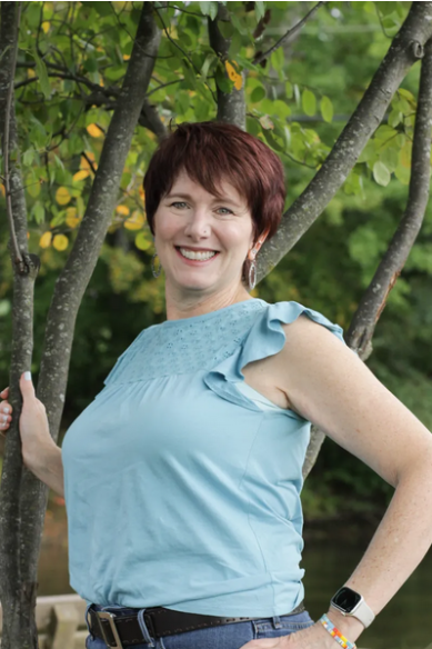 <p>Play is often the missing piece in our sexual relationships.  As a psychotherapist who assists clients in their sexual well-being, I frequently note how seriously people take sex.  Many focus on sexual "goals" with prescribed notions of what it "should look like"—bypassing freedom, expression,  intimacy, laughter, and PLAY!   This deck is my prescription for magnificent sex! The kind that takes you past the "script" and deeper into pleasure, profound connection, authenticity, communication, exploration, and...fun!</p>